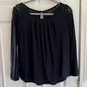 AEO Black long sleeve shirt with lace
